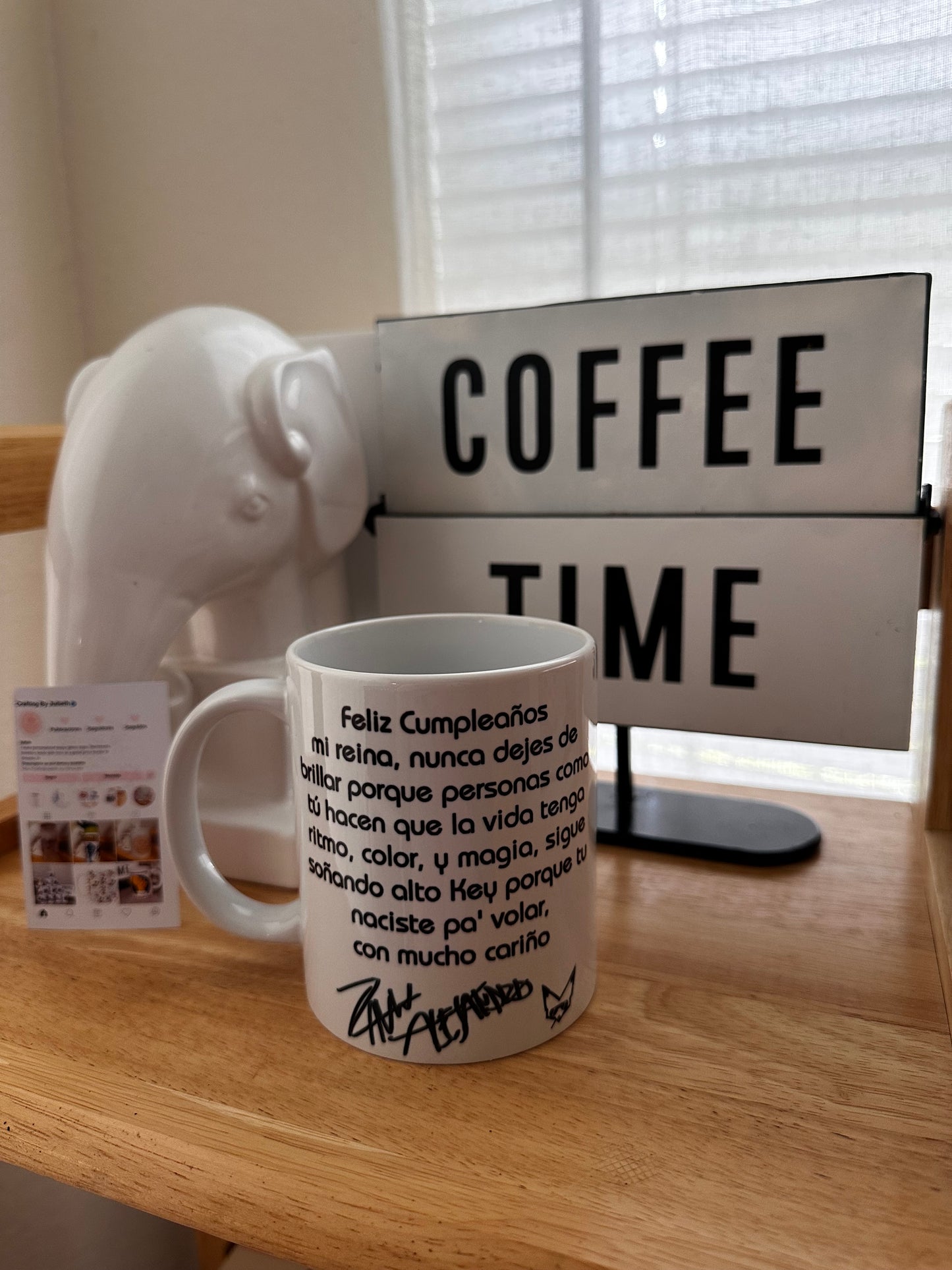 Taza Rauw Alejandro